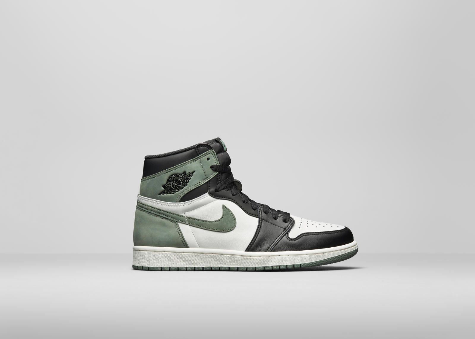 【スニダンで購入可】NIKE AIR JORDAN 1 RETRO HIGH OG CLAY GREEN 2枚目