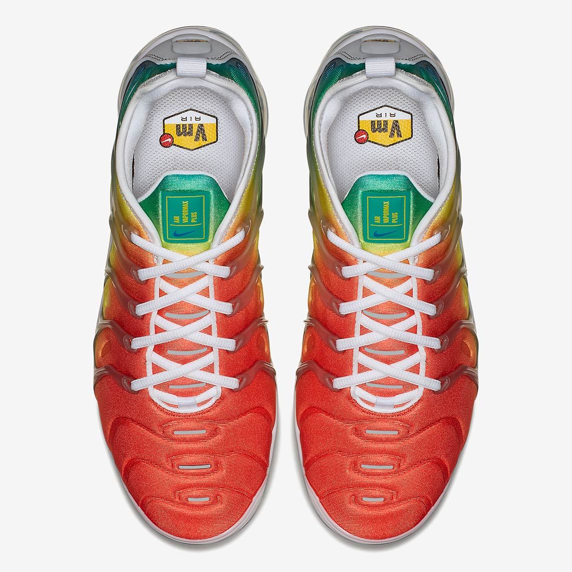 ナイキ エアヴェイパーマックスプラス レインボー 4枚目