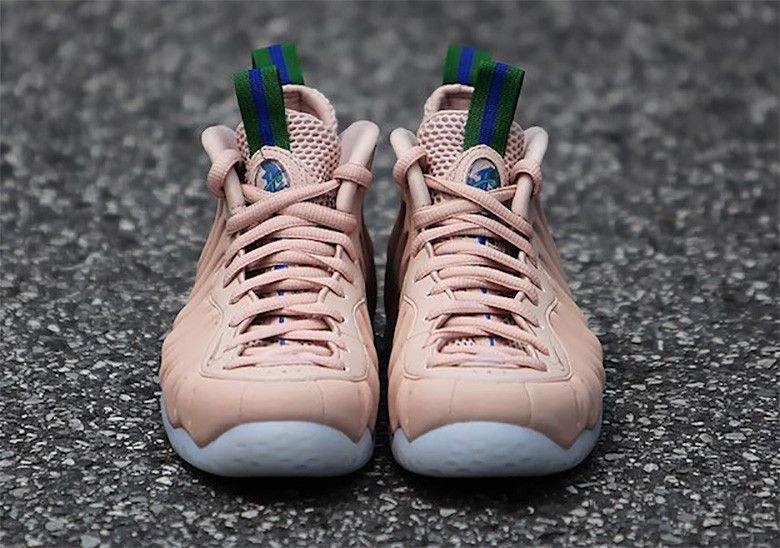 ナイキ エアフォームポジットワン パーティクル ベージュ 5枚目