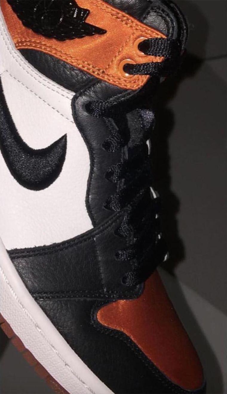 ナイキ ウィメンズ エアジョーダン1 サテン シャッタード バックボード 14枚目