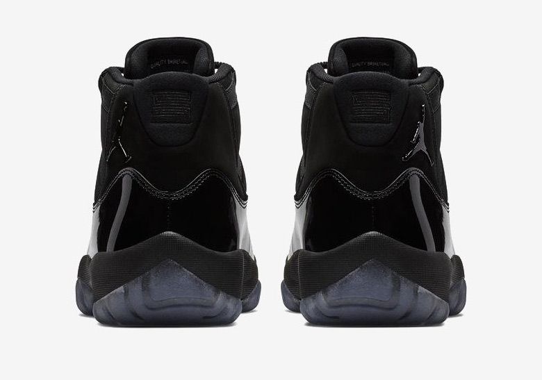 ナイキ エアジョーダン11 レトロ キャップ・アンド・ガウン 4枚目