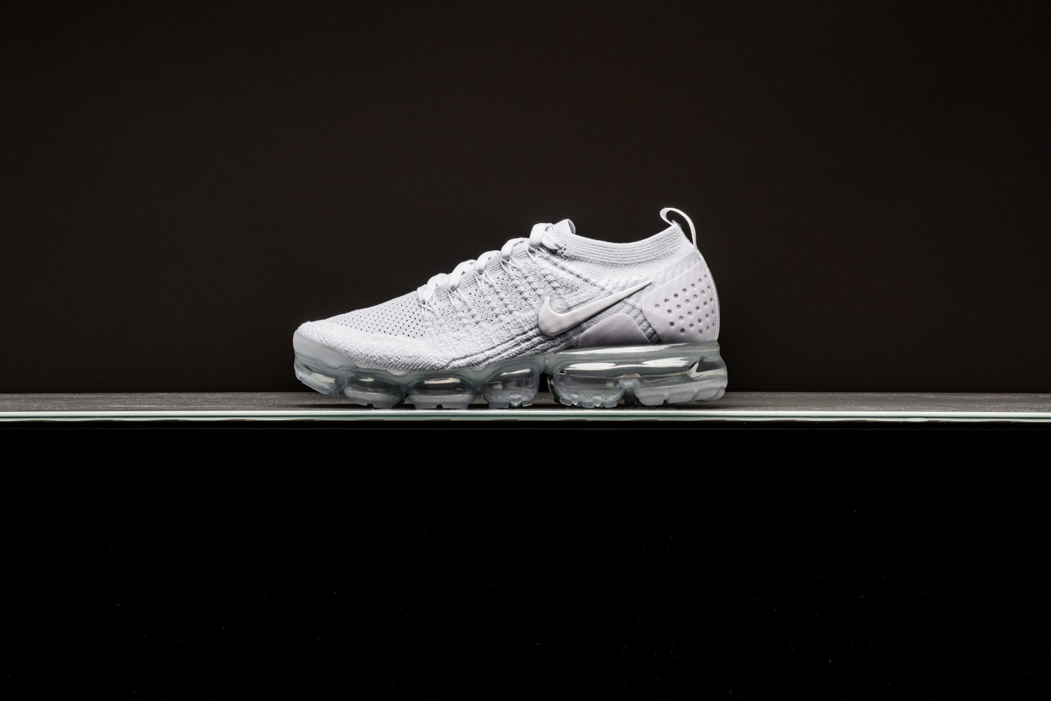 ナイキ エアヴェイパーマックス 2.0 ピュアプラチナム 3枚目
