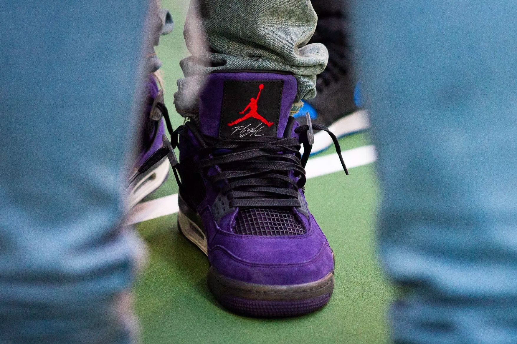 【リーク】TRAVIS SCOTT × NIKE AIR JORDAN 4 PURPLE 抽選/定価/販売店舗まとめ 3枚目