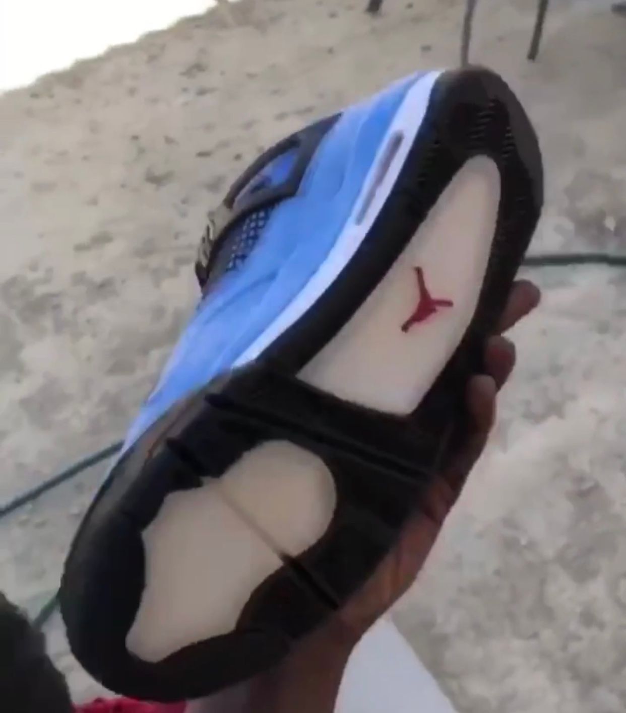 【スニダンで購入可】6/9発売 TRAVIS SCOTT × NIKE AIR JORDAN 4 CACTUS JACK 抽選/定価/販売店舗まとめ 28枚目