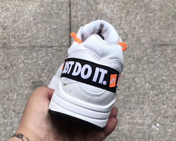 ナイキ エアマックス1 ホワイト JUST DO IT コレクション 14枚目