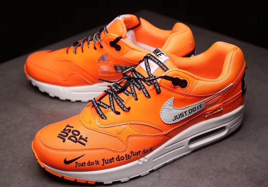 nike air max one just do it