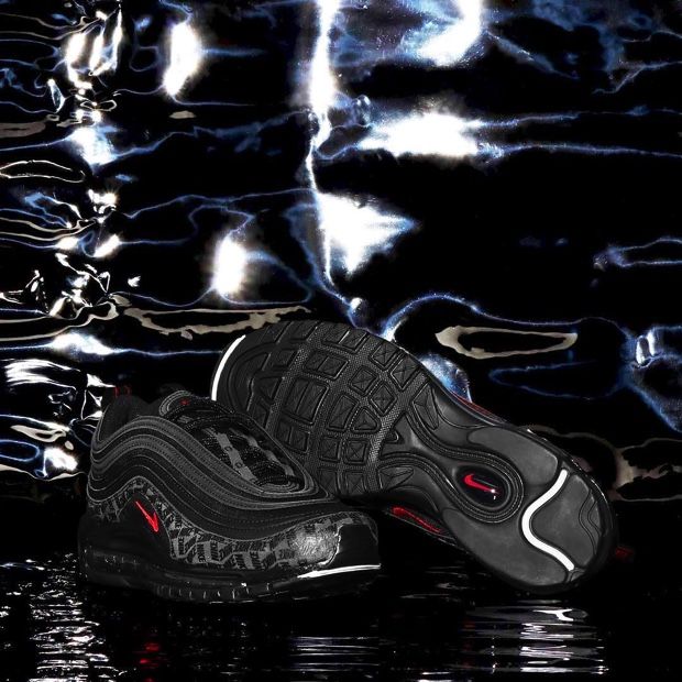 ナイキ エアマックス97 ブラック/ユニバーシティ レッド ナイキロゴ 9枚目