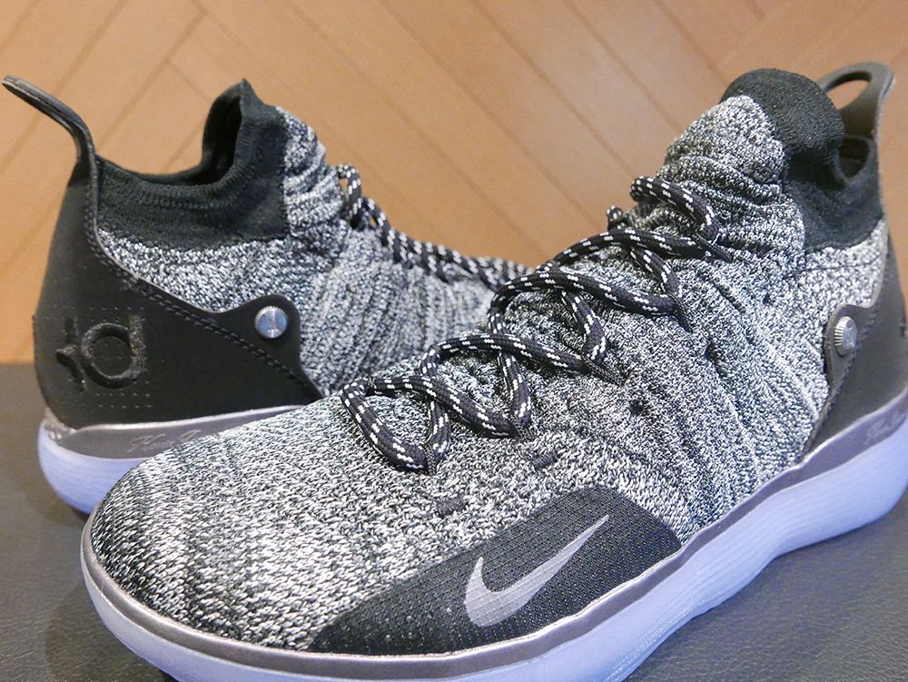 ナイキ ズーム KD11 ブラック 2枚目