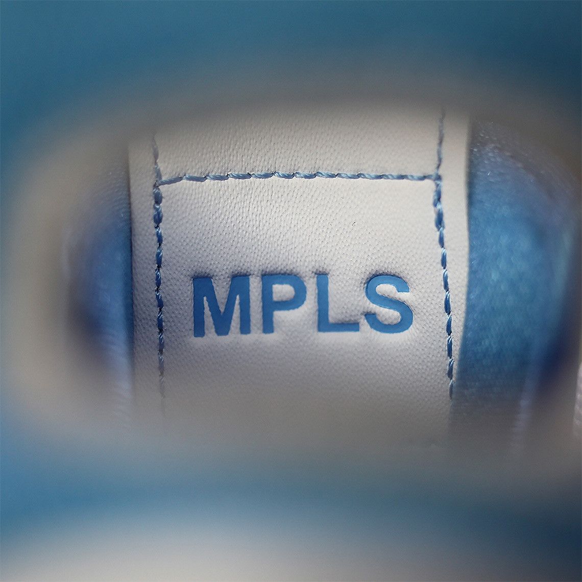 ナイキ ズーム コービー1 プロトロ MPLS 8枚目