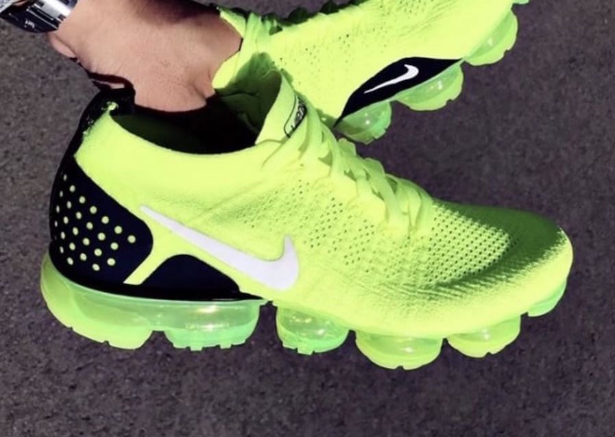 ナイキ エアヴェイパーマックス フライニット2 "ボルト" 7枚目