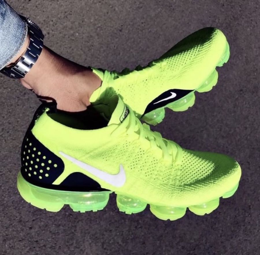 ナイキ エアヴェイパーマックス フライニット2 "ボルト" 8枚目