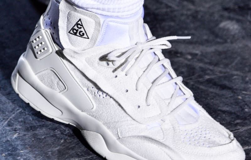 コムデギャルソン オム プリュス × ナイキ エア モアブ 全2色 10枚目