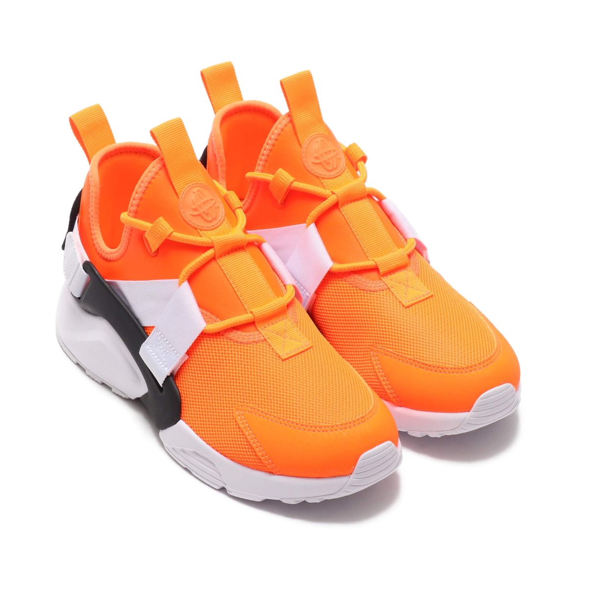 【販売リンクあり】NIKE JUST DO IT COLLECTION AIR HUARACHE / AIR MAX 95 / AIR FORCE 1 5枚目