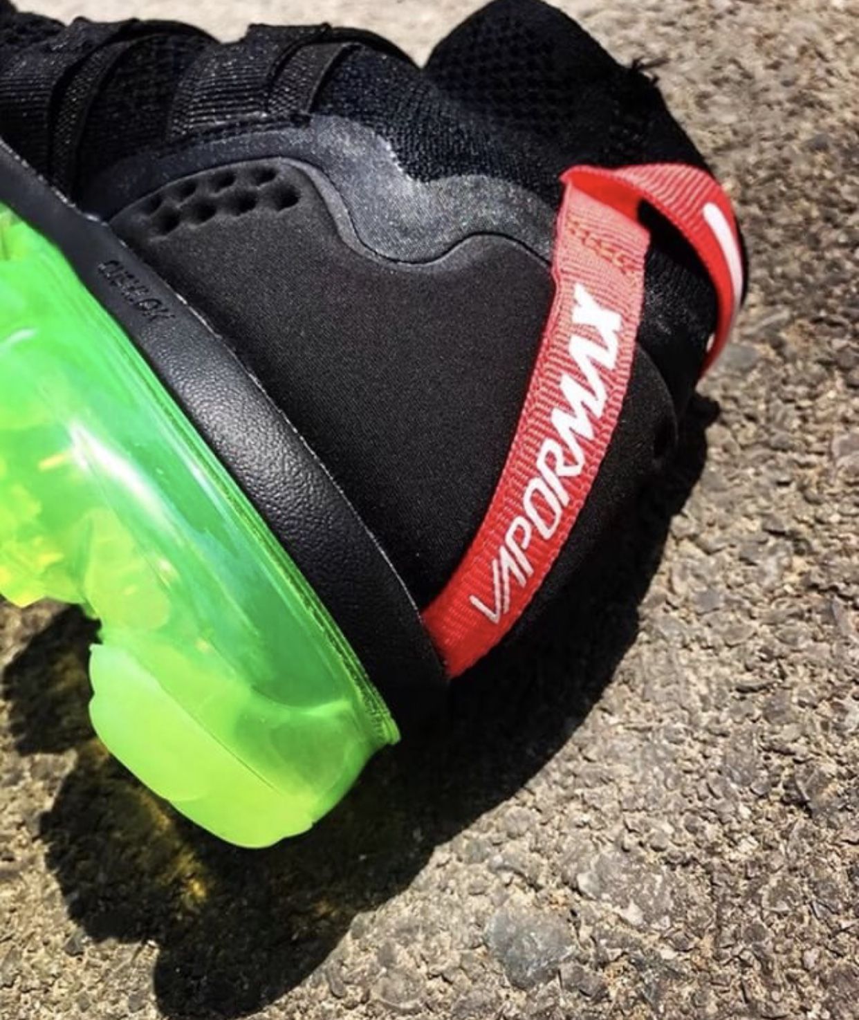 ナイキ エア ヴェイパーマックス ユーティリティ ブラック ネオン 17枚目