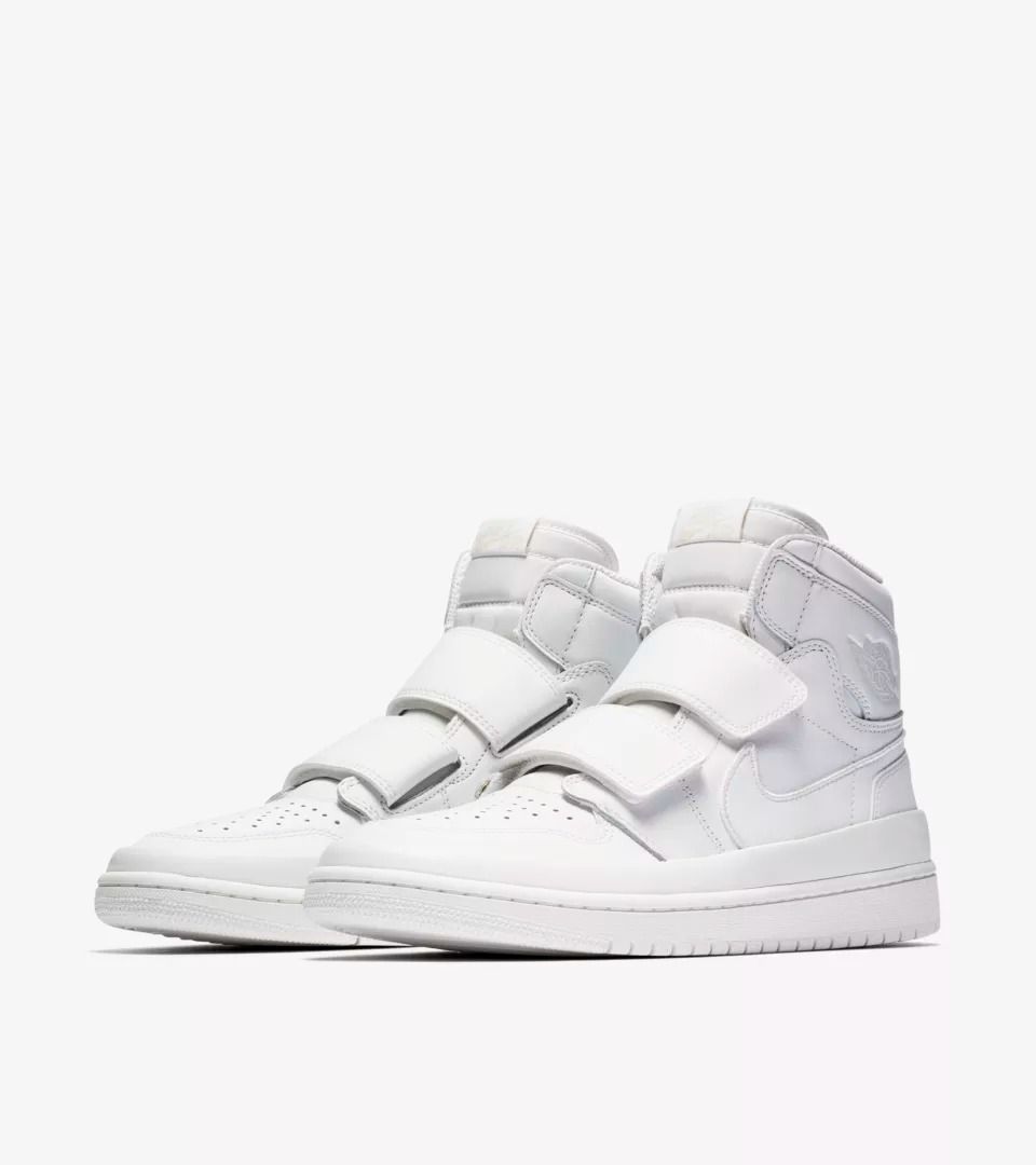 ナイキ エアジョーダン1 レトロ ハイ ダブル ストラップ サミット ホワイト/ライト クリーム 3枚目