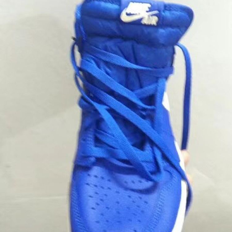 ナイキ エアジョーダン1 ハイ OG ハイパーロイヤル 12枚目