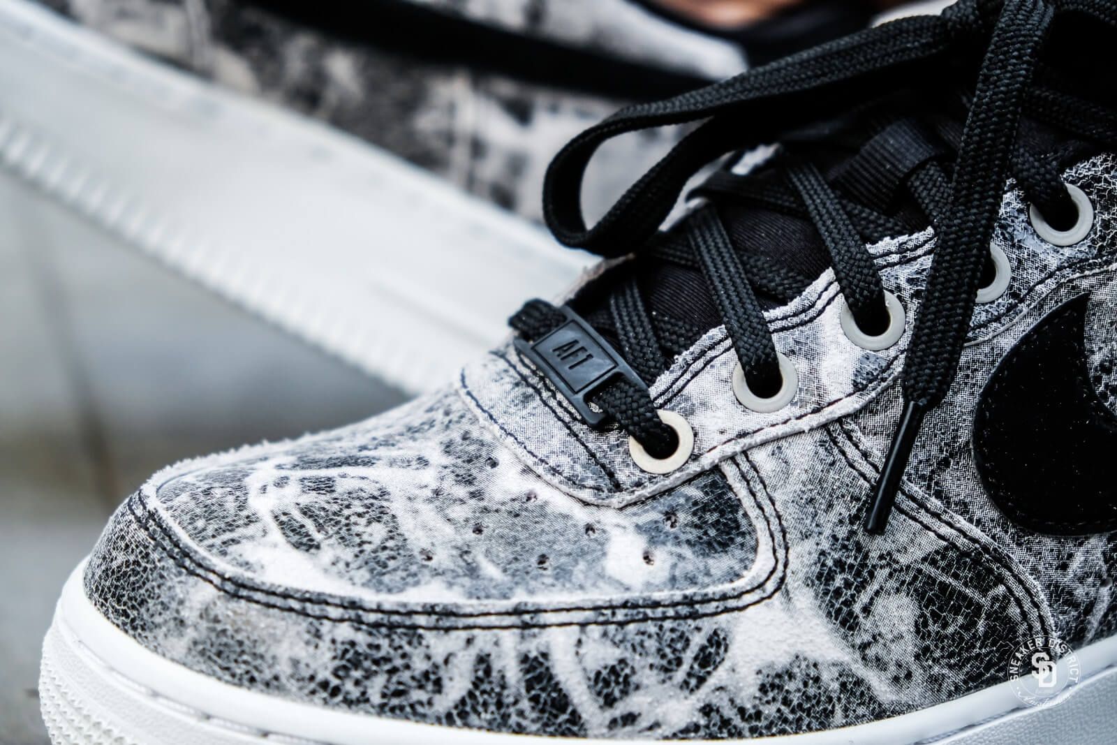 【リーク】NIKE AIR MORE MONEY & AIR FORCE 1 MARBLE PRINT 5枚目