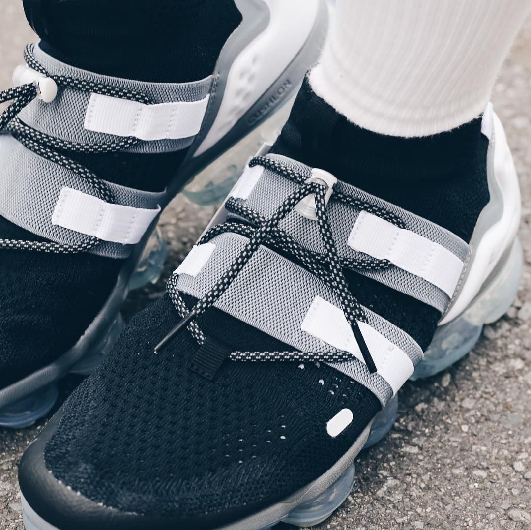 ナイキ エアヴェイパーマックス フライニット ユーティリティ ブラック/クールグレー ホワイト 2枚目