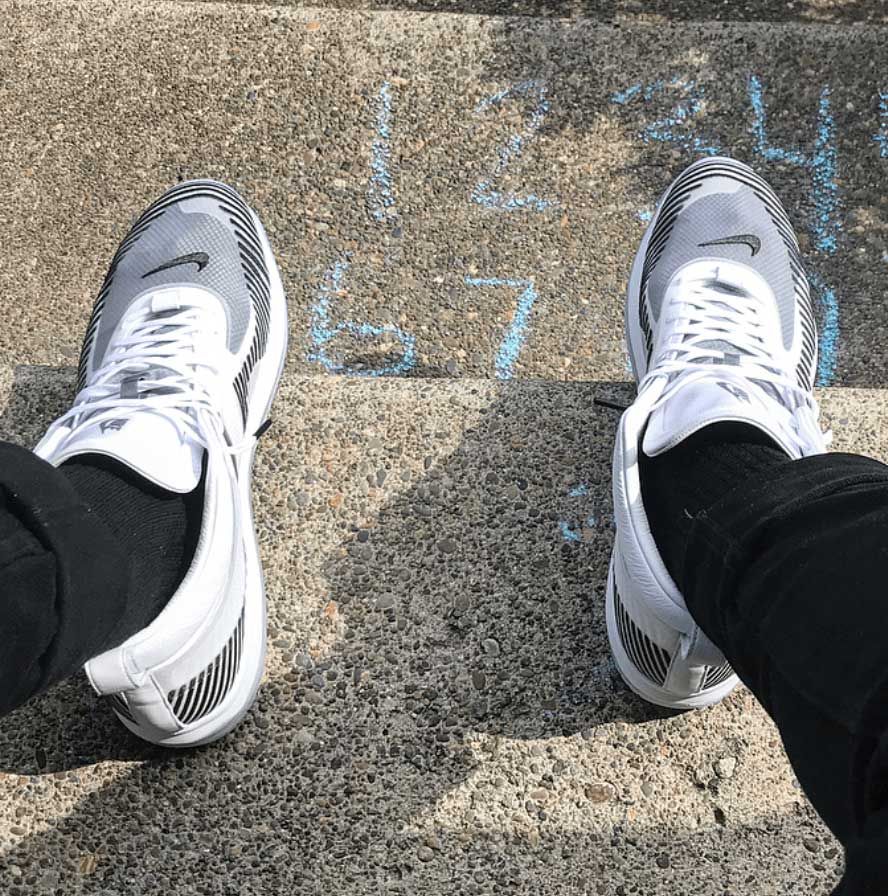 ジョン・エリオット×ナイキ レブロンアイコン  10枚目