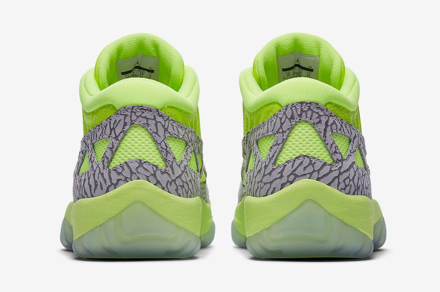 ナイキ エアジョーダン11 レトロ ロー ボルト 5枚目