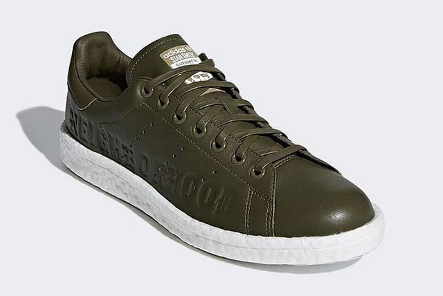 ネイバーフッド×アディダス スタンスミス ブースト 2枚目