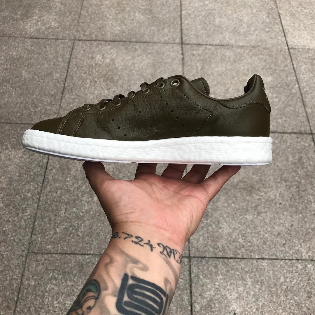 ネイバーフッド×アディダス スタンスミス ブースト 7枚目