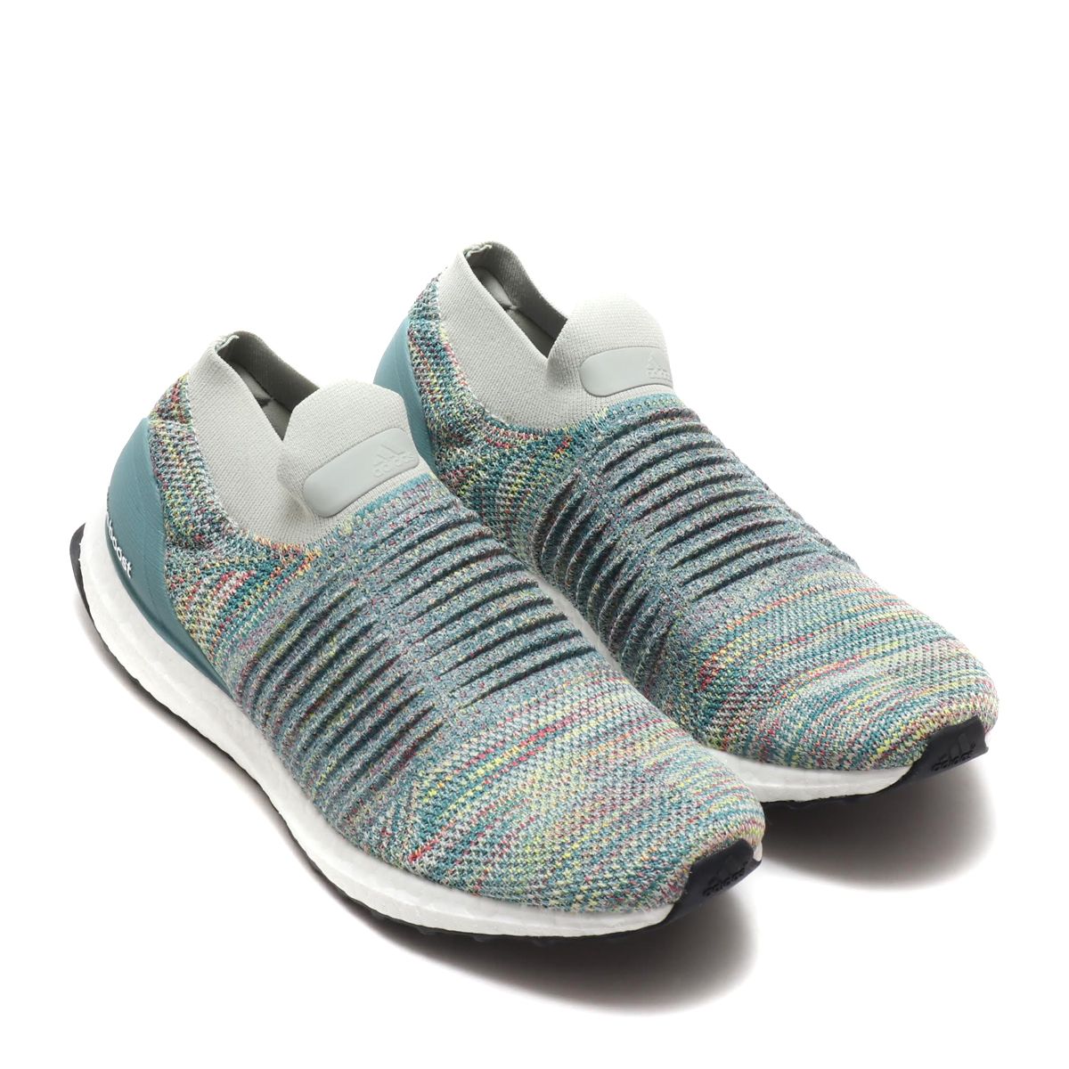 アディダス ウルトラブースト レースレス “アッシュシルバー” 2枚目