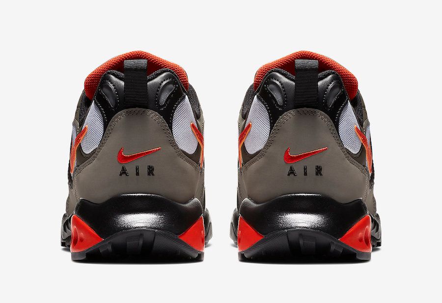 ナイキ エアテラフマラ ブラック/オレンジ 5枚目