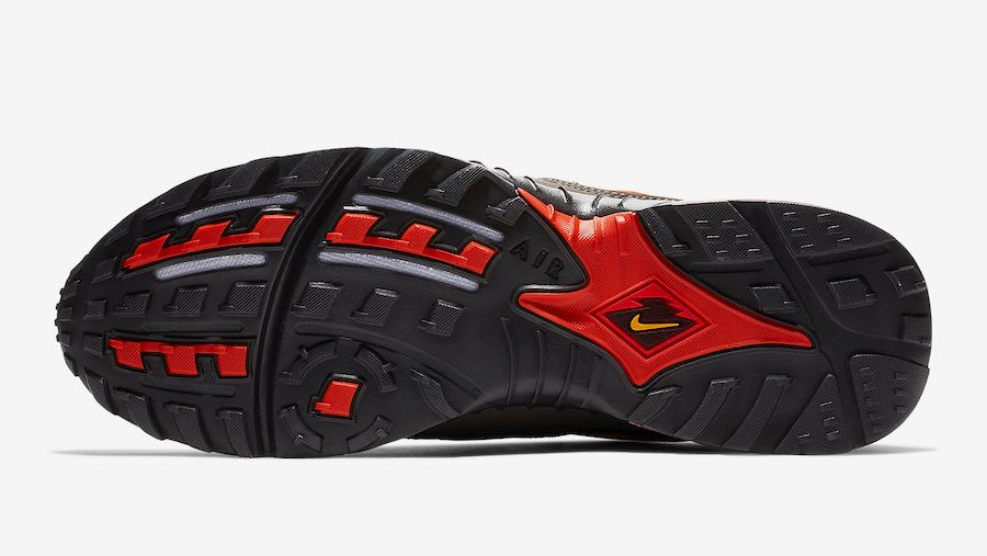 ナイキ エアテラフマラ ブラック/オレンジ 6枚目