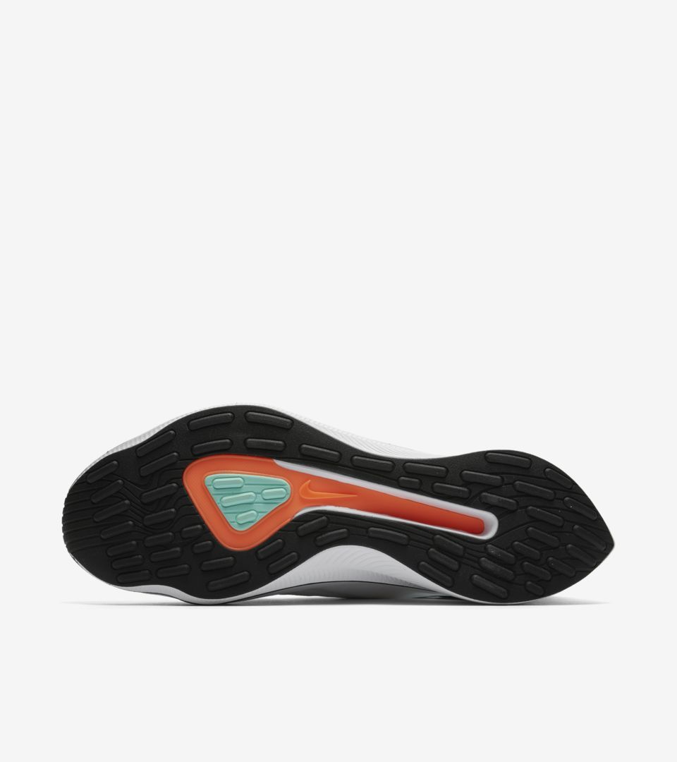 ナイキ EXP-14 デア・トゥ・エクスペリメント 全2色  4枚目