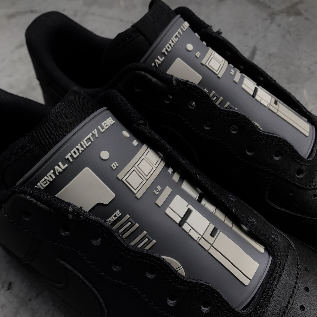 C2H4 × ナイキ エアフォース1 メンタル トクシシティ レベル 2枚目