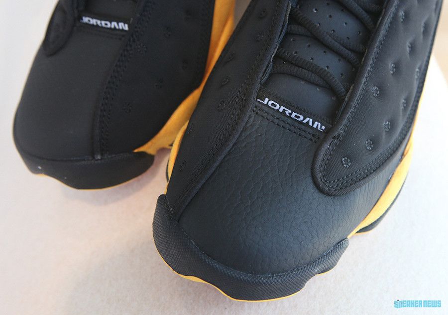 ナイキ エアジョーダン13 “ブラック/ユニバーシティゴールド” 9枚目