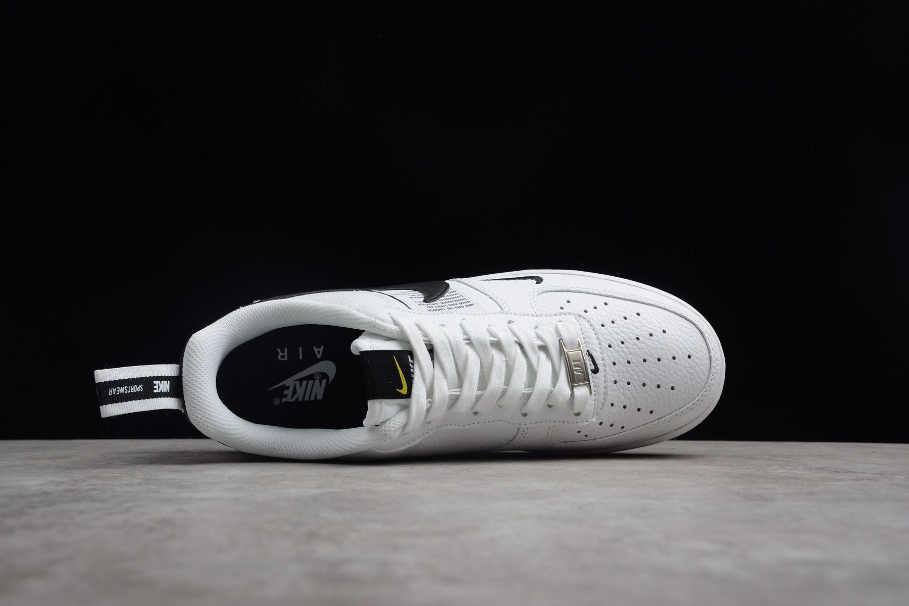 【スニダンで購入可】NIKE AIR FORCE 1 07 LV8 UTILITY 2COLORS 8枚目