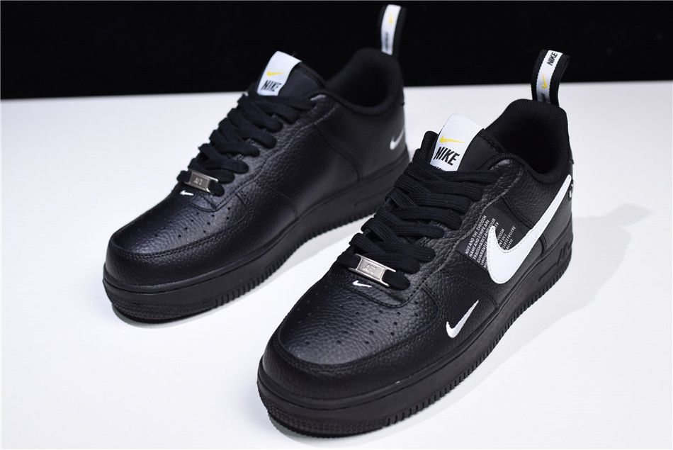 【スニダンで購入可】NIKE AIR FORCE 1 07 LV8 UTILITY 2COLORS 13枚目
