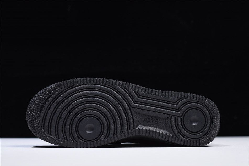 【スニダンで購入可】NIKE AIR FORCE 1 07 LV8 UTILITY 2COLORS 16枚目