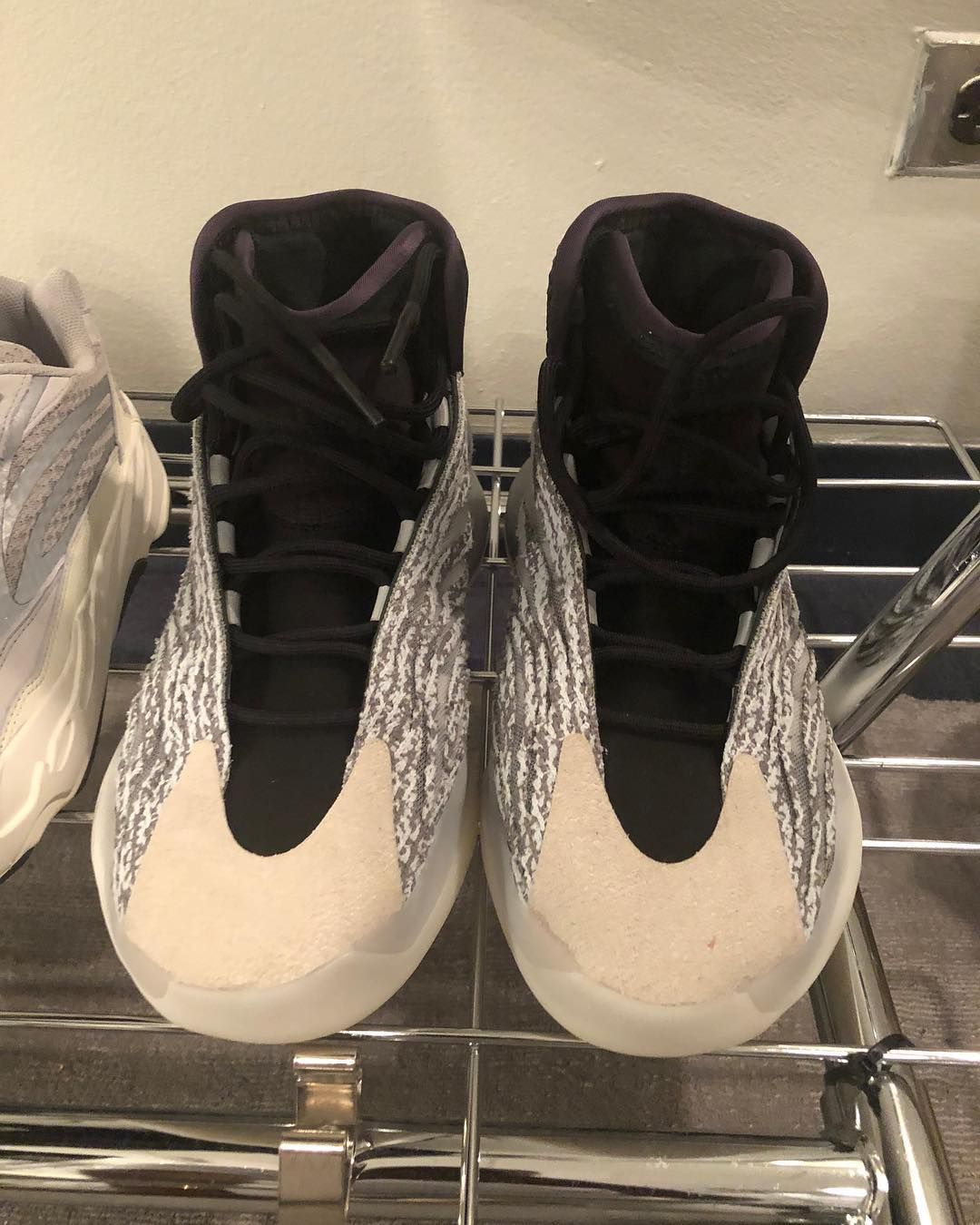 【スニダンで購入可】6/25発売 ADIDAS YEEZY QUANTUM "BARIUM" 抽選/定価/販売店舗まとめ 21枚目