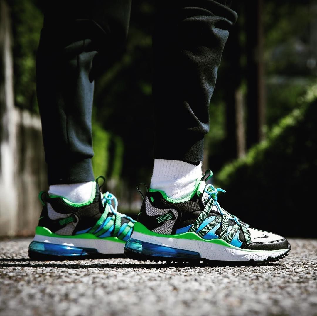 ナイキ エアマックス270 ボウフィン ブラック/ブルー 2枚目