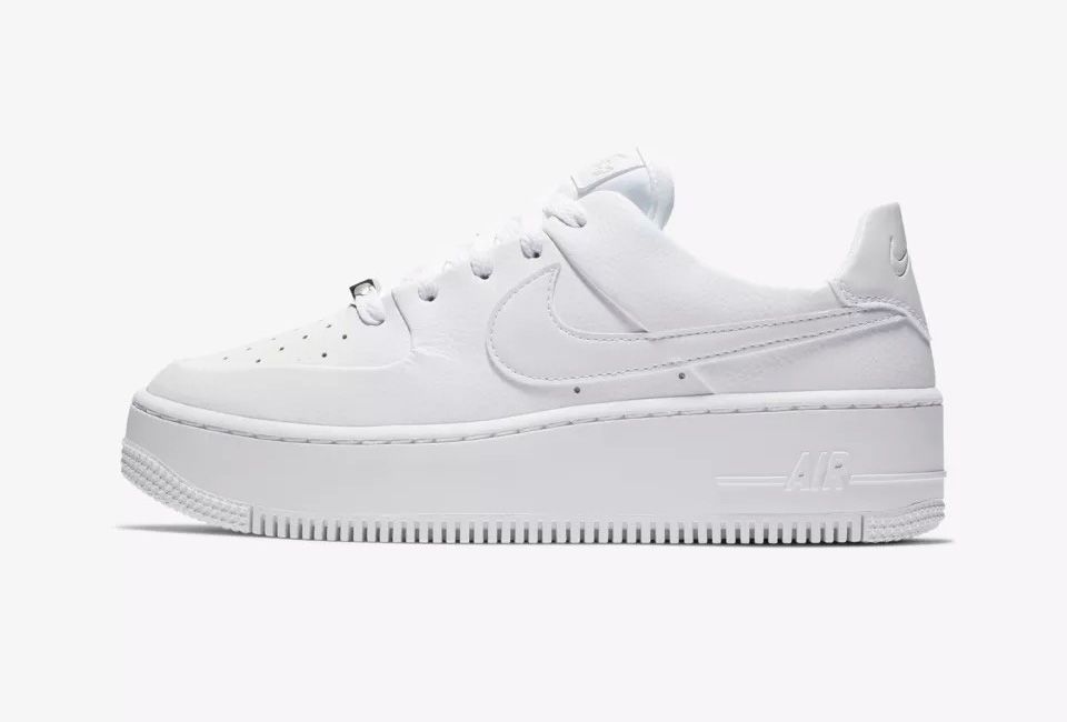 【スニダンで購入可】NIKE AIR FORCE 1 SAGE LOW 3COLORS THE FORCE IS FEMALE 3枚目