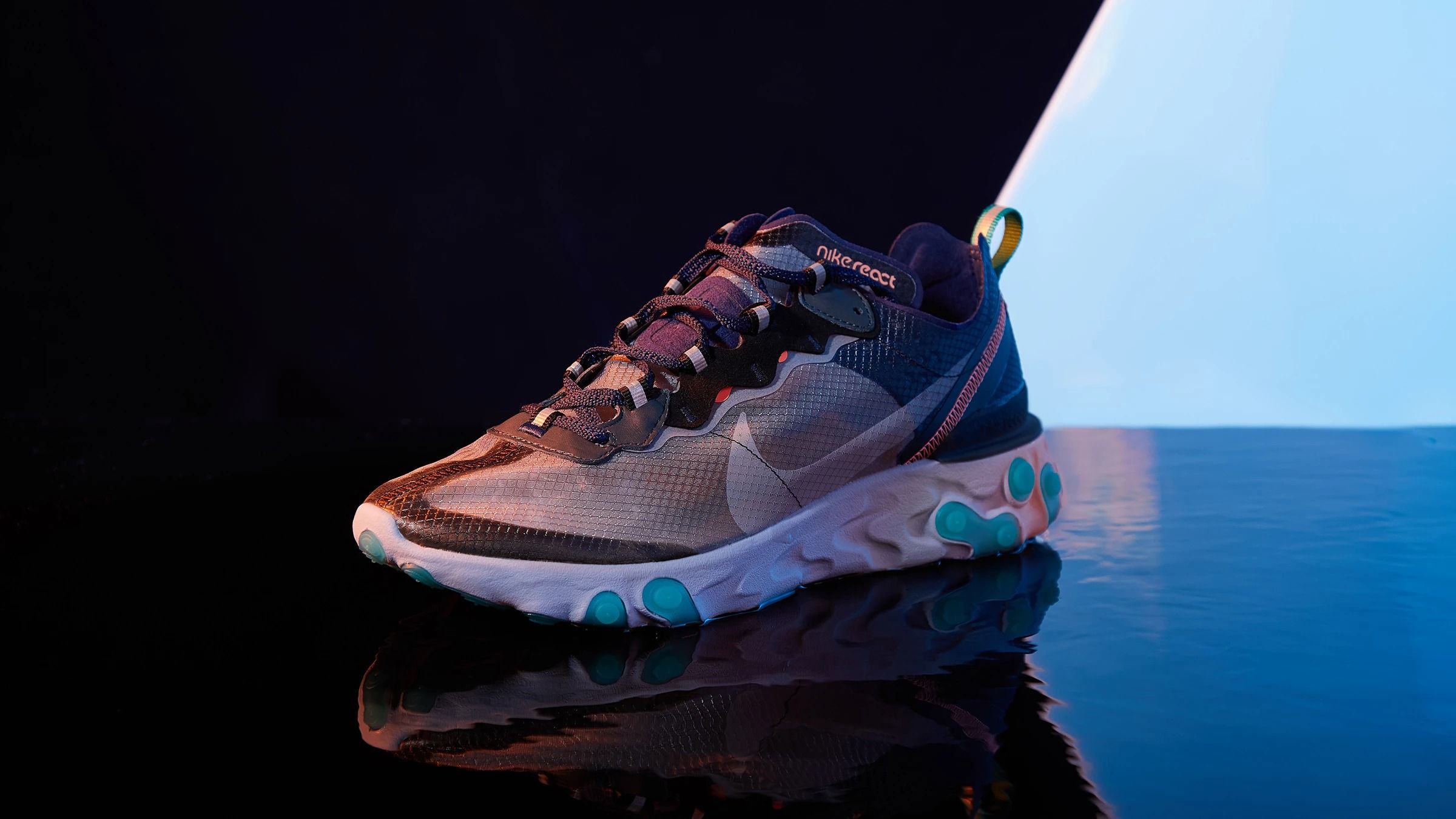 ナイキ リアクトエレメント87 3色 2枚目