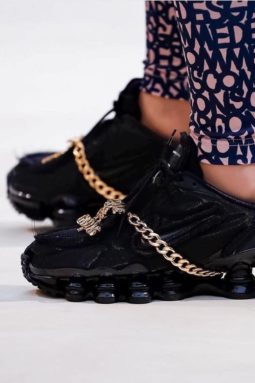 コムデギャルソン × ナイキ ショックス 3枚目