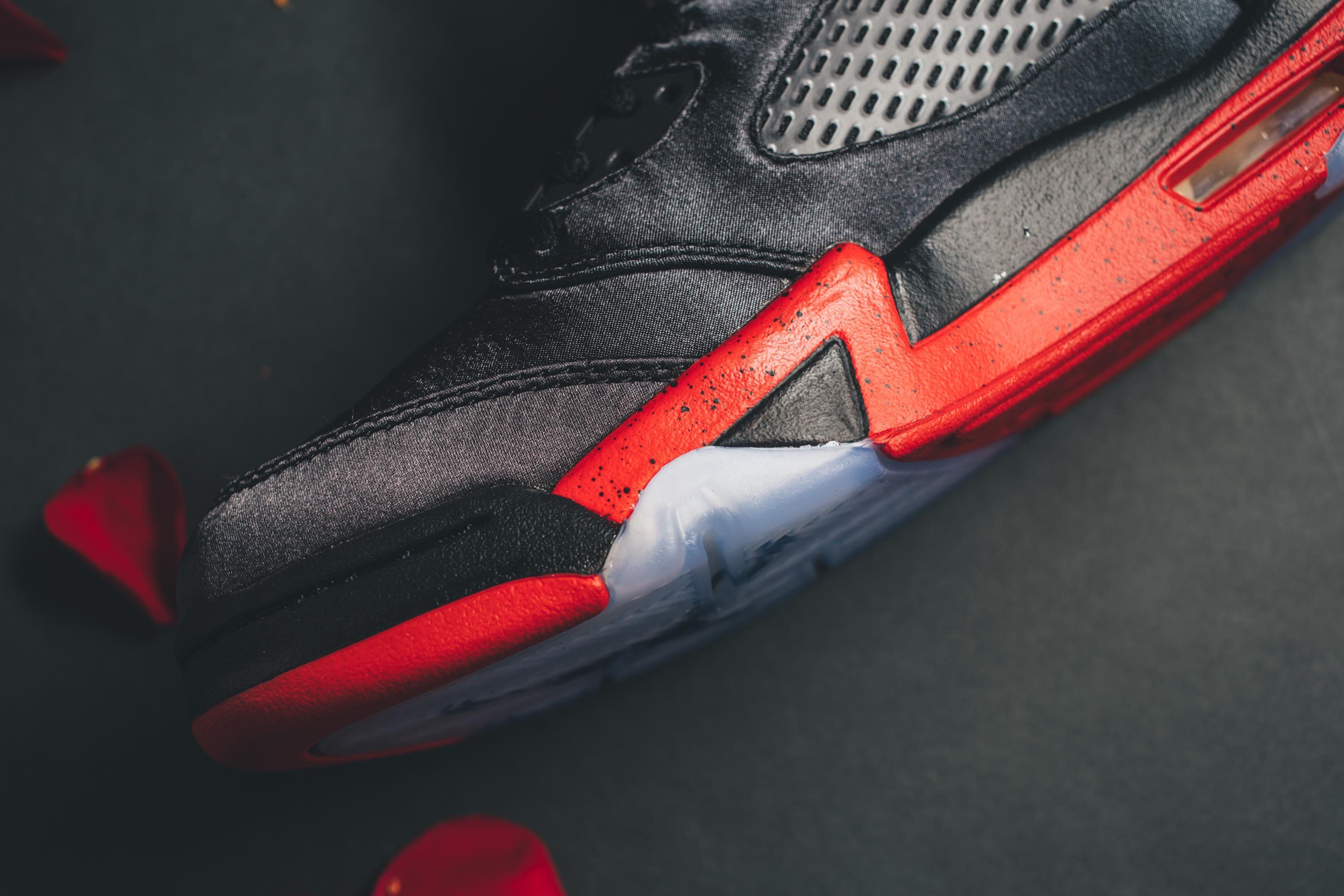 ナイキ エアジョーダン5 サテン ブレッド 9枚目