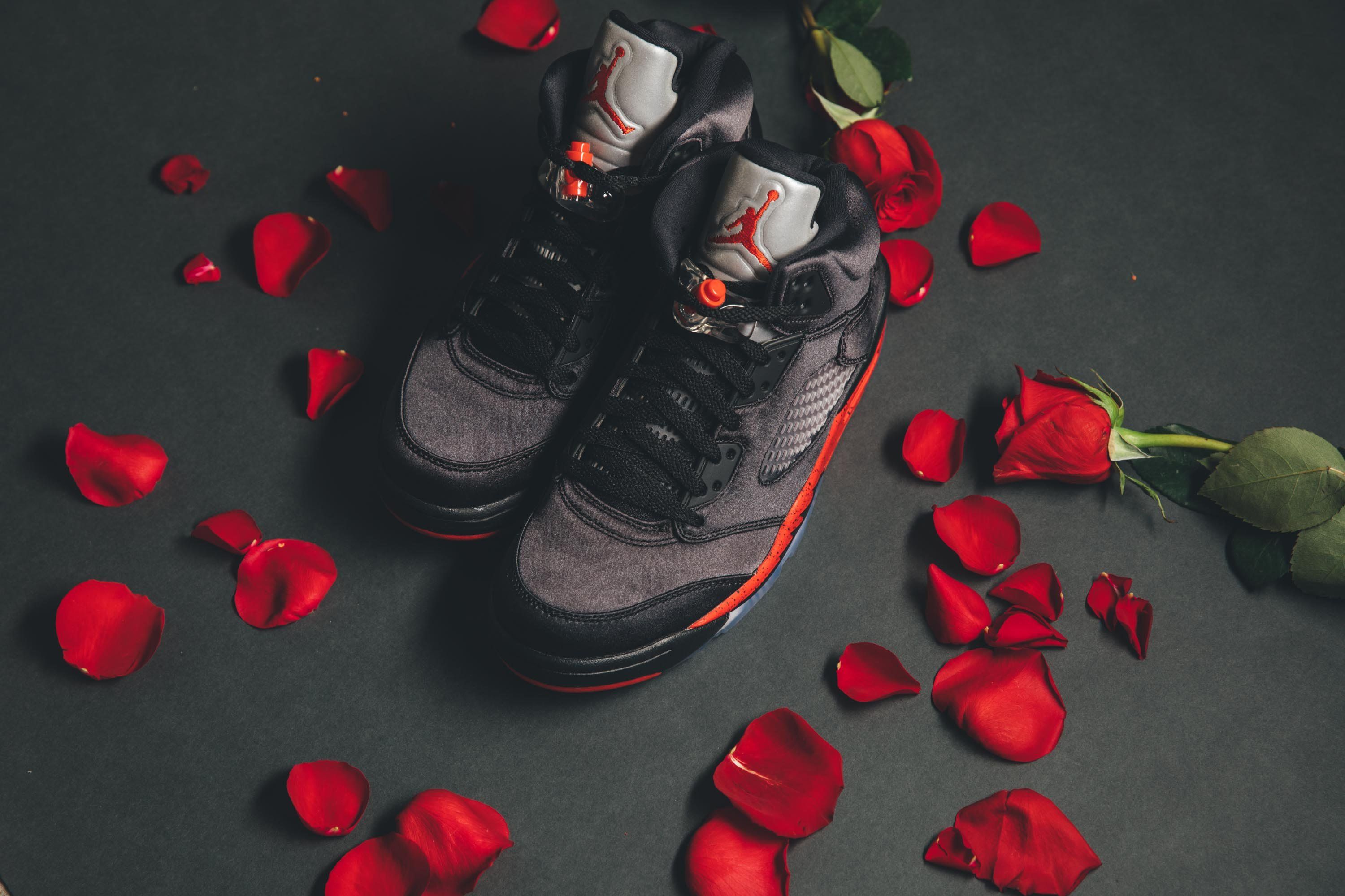 ナイキ エアジョーダン5 サテン ブレッド 2枚目