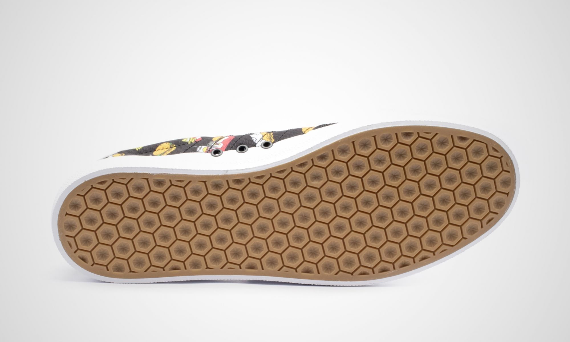 アディダス × ビーバス アンド バットヘッド 3MC 9枚目