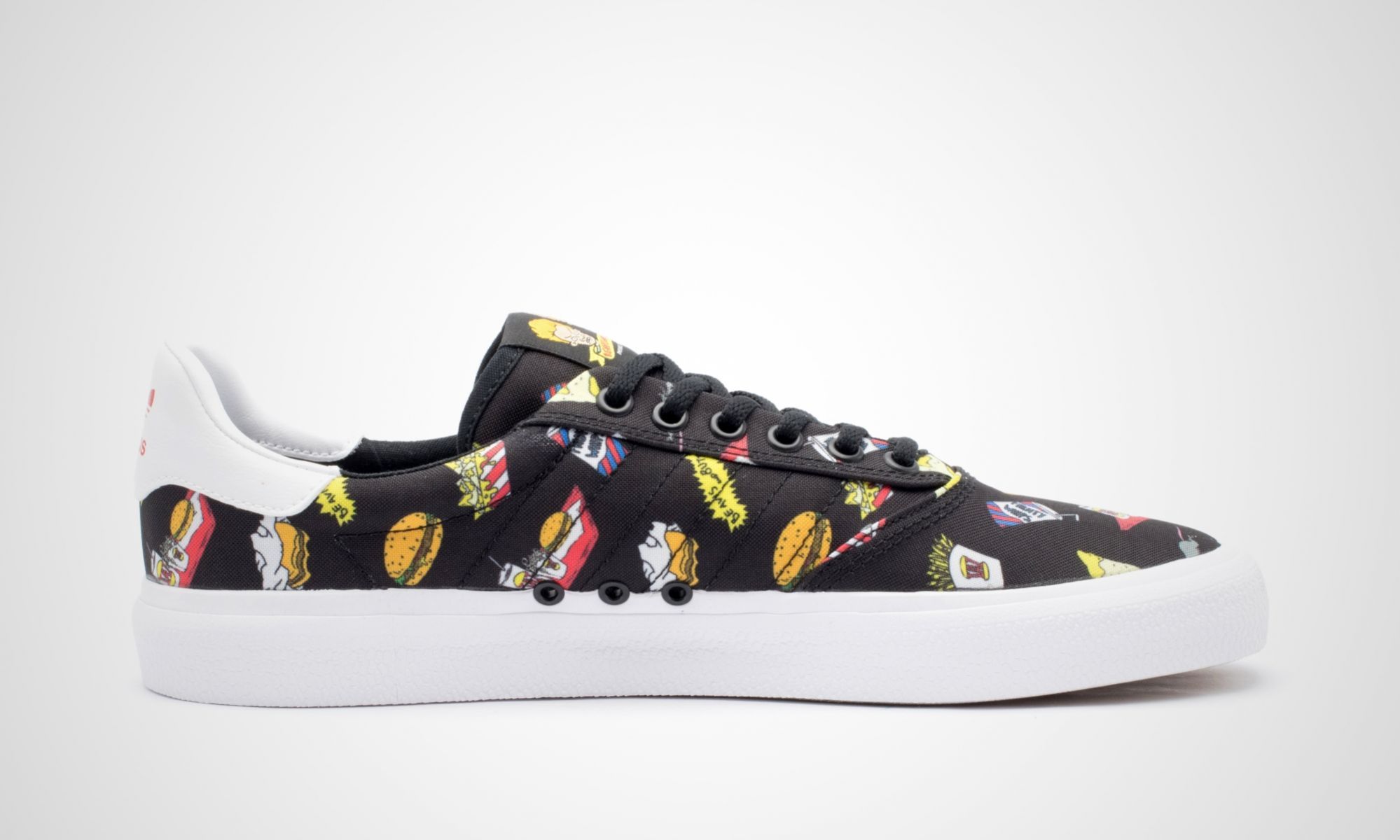 アディダス × ビーバス アンド バットヘッド 3MC 5枚目