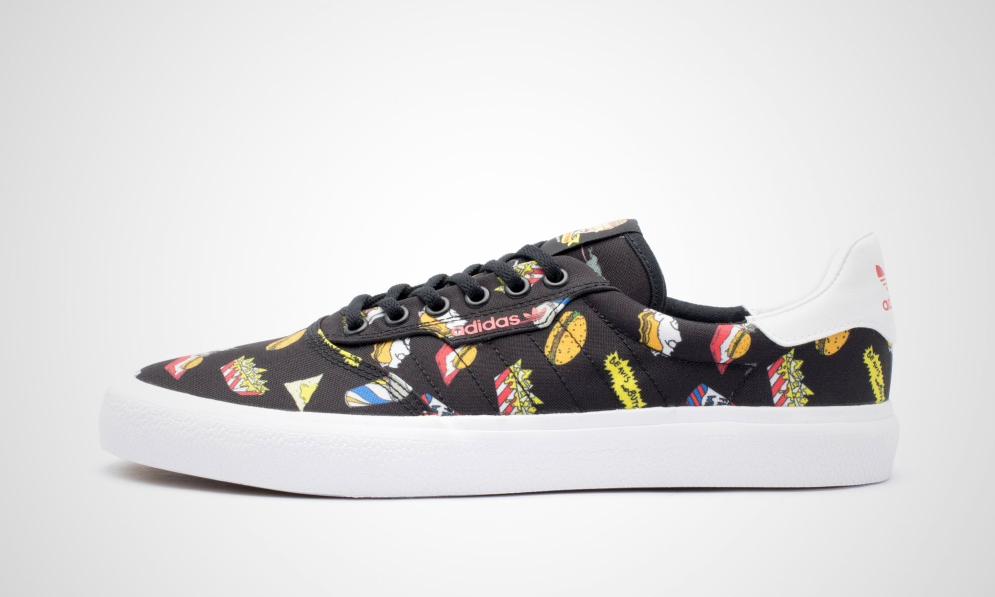 アディダス × ビーバス アンド バットヘッド 3MC 3枚目