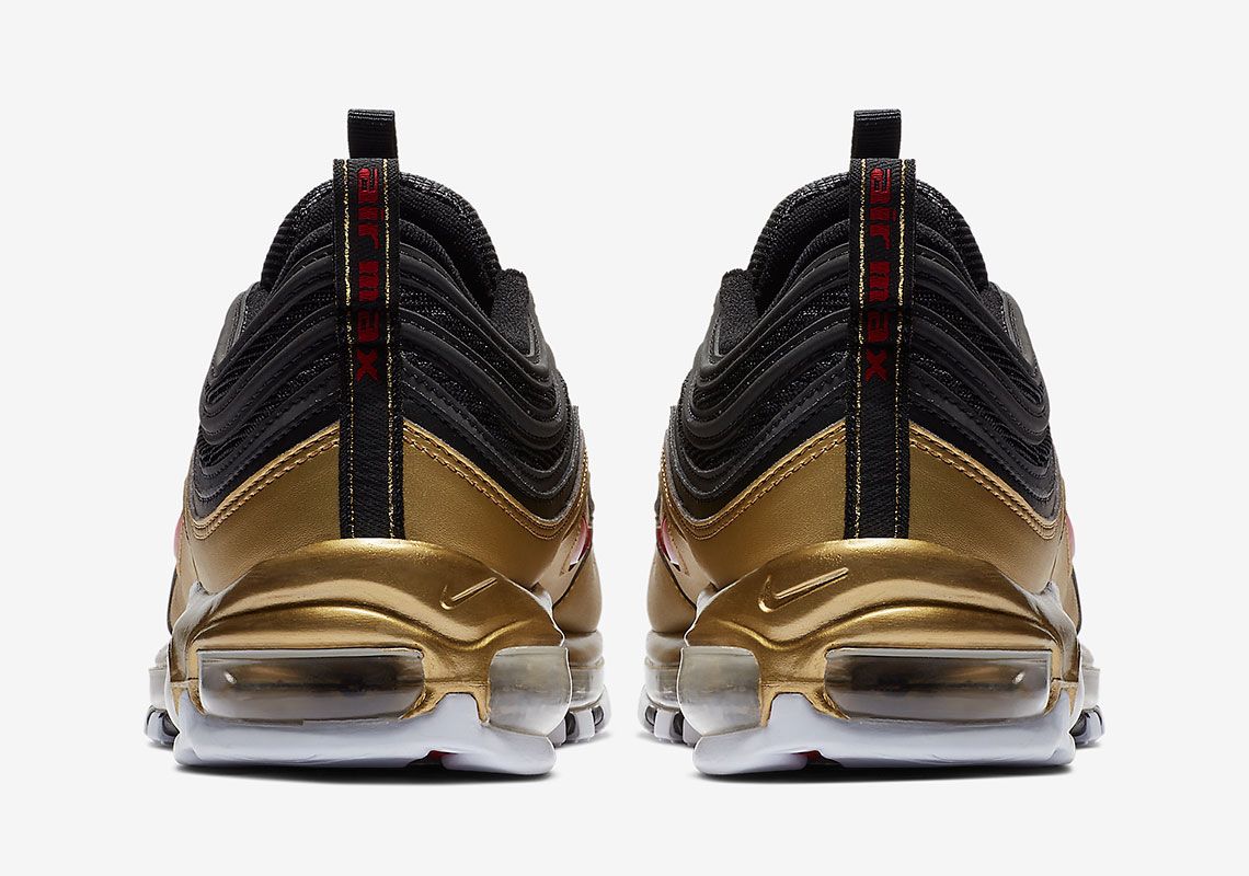 ナイキ エアマックス QS メタリックパック 6枚目