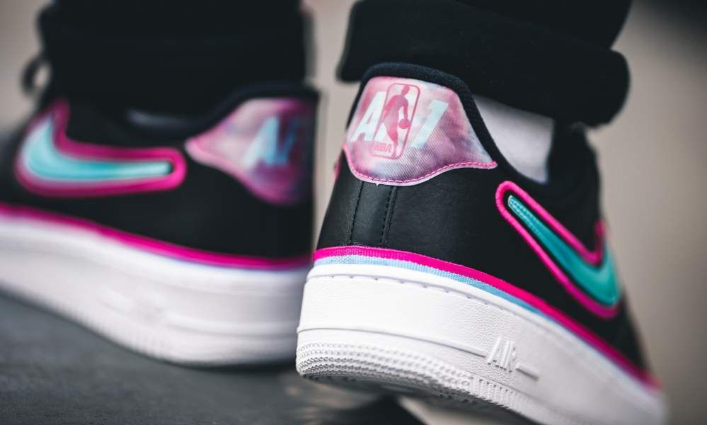 【スニダンで購入可】NIKE AIR FORCE 1 LOW MIAMI SOUTH BEACH 3枚目