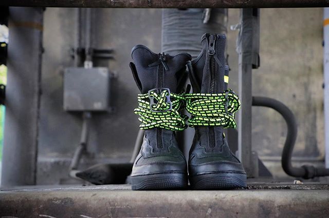  【リーク】NIKE SF AIR FORCE HIGH BLACK / VOLT 2枚目