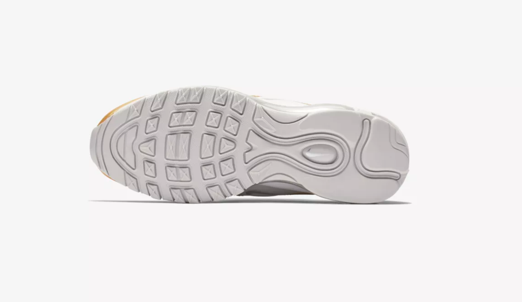 ナイキ ウィメンズ エアマックス97 SE "メタリックゴールドパック" 9枚目