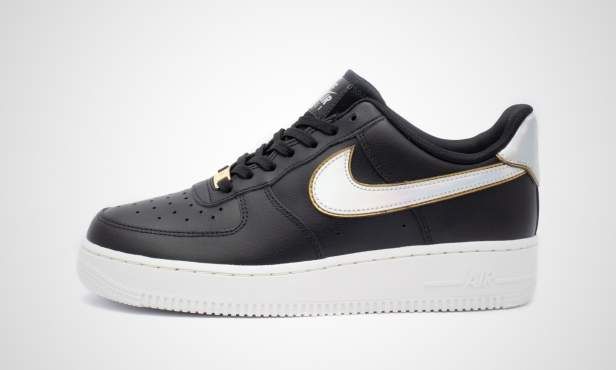 【スニダンで購入可】NIKE WMNS AIR FORCE 1 '07 "METALLIC SWOOSH PACK" 12枚目